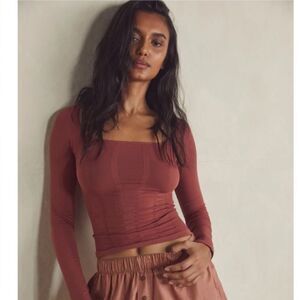 Free People | Stay Here Seamless Long Sleeve Top Size M/L NWT
